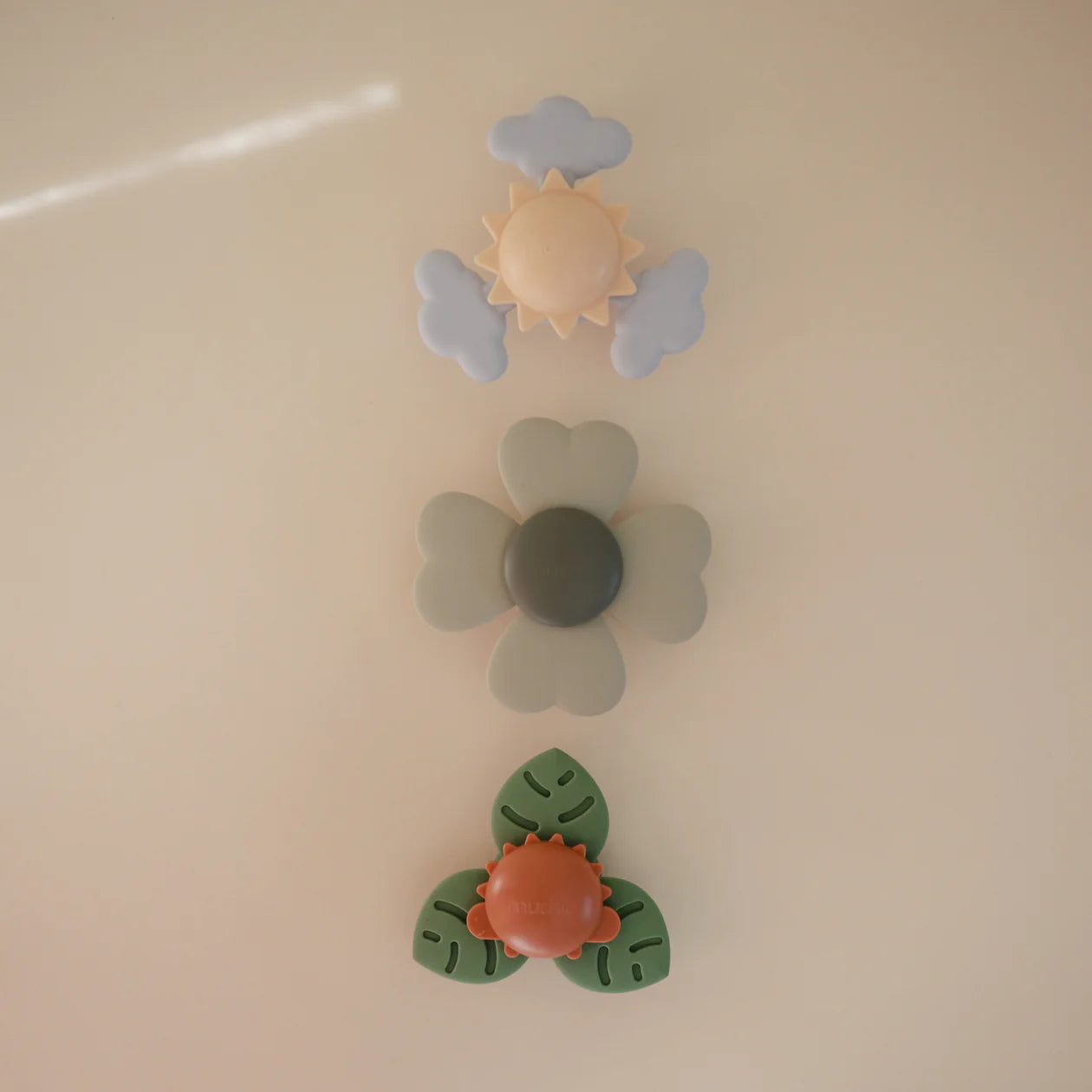 サクション スピナー トイ Lucky