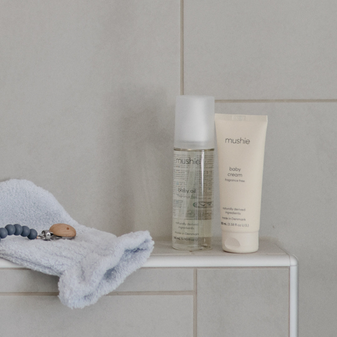 ベビーオイル Fragrance free(無香料)145ml