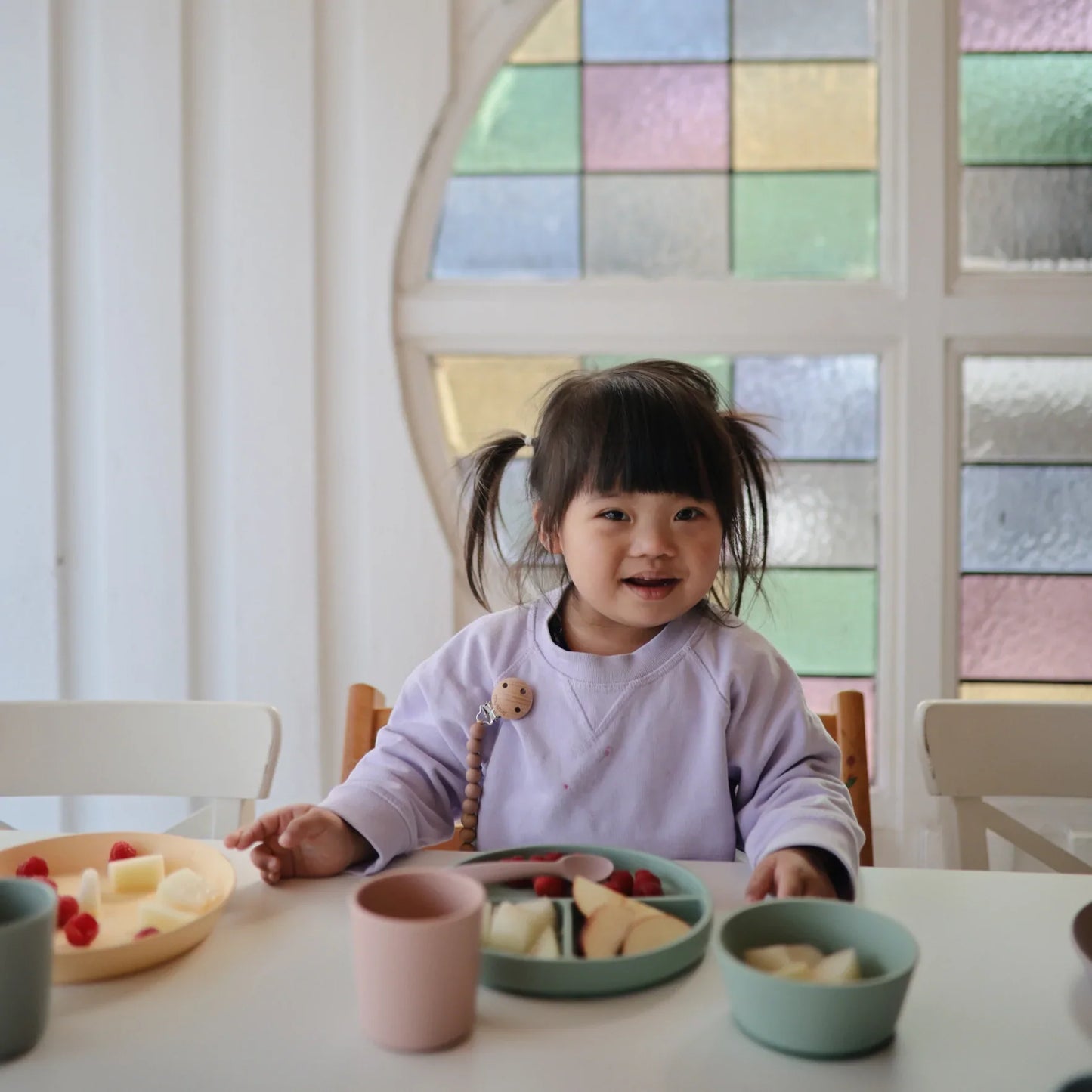 人気 ベビー ママ パパ 乳児 便利 ブランド おすすめ 北欧【mushie Japan公式】ムシエ スプーン シリコン かわいい おしゃれ 男の子 女の子 赤ちゃん ベビー 離乳食 食器 食洗機可 2本セット ベビー 食器 出産祝い ギフト プレゼント Silicone Feeding Spoons 2-Pack くすみ ピンク 無地 シンプル 白 ベージュ アイボリー