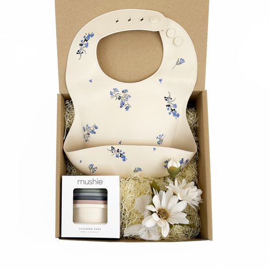 ビブ＆トイセット Lilac Flowers Set