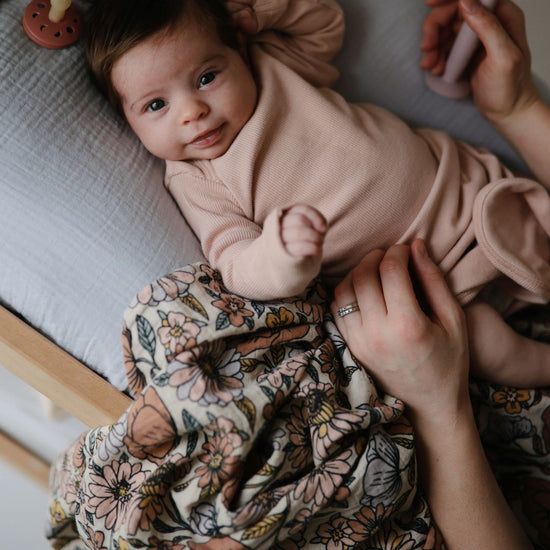 【mushie ムシエ 公式 オンラインショップ】おくるみ Flowers mushie ムシエ